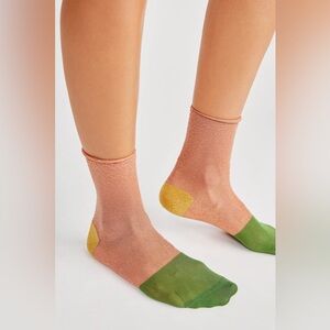 New🌟Free People- Franca Ankle Sheer socks